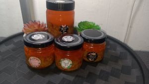 AUNTHENTIC CHILI GARLIC OIL / MASARAP NA KASAMA SA LAMISA / TAMA LANG TIMPLA