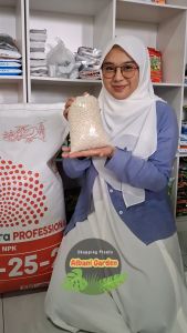 Pupuk NPK Mutiara Profesional 9 25 25 1 Kg Repack Meroke Tetap Jaya