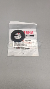YAMAHA GENUINE OIL SEAL REAR AXLE 93102-30805 FOR MIO GEAR GRAVIS FAZZIO