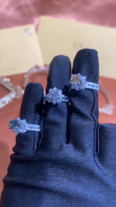 Nhẫn kim cương moissanite 6.3 ly kiểm định GRA bạc xi bạch kim SRE017