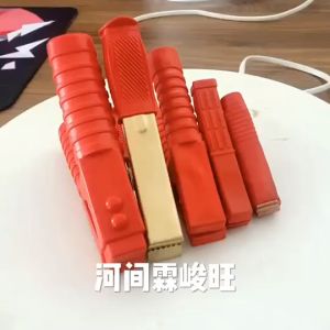 ปากจระเข้ ตัวหนีบที่คีบแบตเตอรี่ หัวคีบแบต ปากคีบ ปากคีบแบตเตอรี่ ปากคีบดำแดง สินค้าพร้อมส่งในไทย