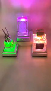 Đế đèn led trang trí chưng sản phẩm led nhiều màu - T0425