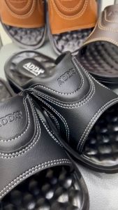 J รองเท้าแตะ ADDA พื้นอย่างดี พื้นสุขภาพ สวมใส่สบาย งานพร้อมกล่อง รุ่น 73801 Size 39-45 สี น้ำตาลอ่อน ดำ น้ำตาล