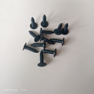 BAUT MUDGUARD/ MUL/ BAUT KARPET LUMPUR MOBIL  HARGA 5 PC