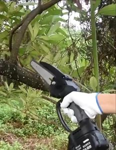 เลื่อยไฟฟ้า 6นิ้ว เลื่อยตัดกิ่งไม้ เลื่อยโซ่ เลื่อยตัดกิ่งไฟฟ้า เลื่อยโซ่แบตเตอรี่ไฟ