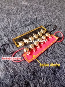 gongseng tali gelang kaki