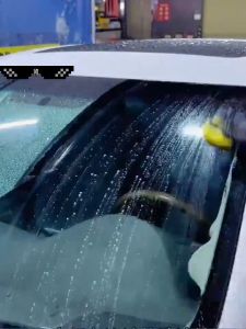 ⭐Remove watermark with 1 wipe⭐TBH Glass oil film remover Car windscreen cleaner Watermark remover car glass Water mark remover for car Car glass cleaner Car mirror cleaner Car glass oil film cleaner Car glass wipe Windscreen cleaner brush玻璃油膜去除剂 油膜清洁刷