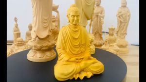 Tượng Phật Mục Kiền Liên Bồ Tát chất liệu Gỗ Hoàng Dương Mộc size 20cm nhập khẩu làng nghề chạm khắc tượng Đài Loan