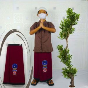 Sarung instan anak Muslim laki laki dengan kartun Avenger Alkholifi best seller