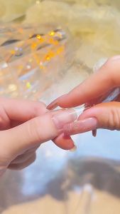 เล็บปลอม DD152ปีใหม่ เล็บคริสต์มาส 3D สีแดง สไตล์โมเดิร์นใช้งานง่าย กล่องละ 24 ชิ้น