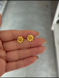 Pure 18k Saudi gold pawnable legit Stud earrings for womens chrysanthemum engagement jewelry for wife and baby birthday gift