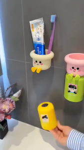 ที่วางแก้วแปรงสีฟันแบบแม่เหล็ก ไม่ต้องเจาะ ที่ใส่แปรงสีฟันน่ารักติดผนัง พร้อมแก้วน้ำยาบ้วนปาก ตกแต่ง