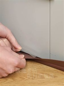 Door Bottom Gap Seal Strip Blocks out Insects Dust and Noise Reduction Windproof anti-peeping