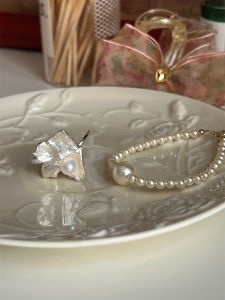 Viviann High Quality Gentle Cream White Pearl Strong Light Round 14k Gold Filled Bracelet Gift Pearl Bracelet 925 Sterling Silver Chain Tiny Pearl Bracelet Sweet Elegant for Girls and Women