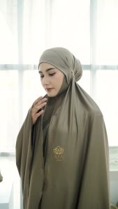 Mukena Jersey Khadijah Polos: Kelebihan dan Pilihan Terbaik