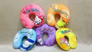 Bantal Leher My Melody & Friend Ver2- Bantal Leher Travel My Melody & Friend