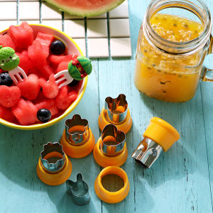 Food Grade 304 Stainless Steel Fruits and Vegetables Embossing Mold with Storage Box Baby Food Supplement Small Wonton Snacks Style Shaper