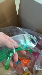 แว่นกันน้ำ กันฝน กันฝุ่นละออง สีใส แว่นสงกรานต์ 1 ชิ้น แว่นตาป้องกัน