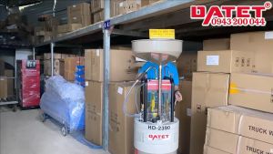Máy hút dầu bằng điện máy hứng hút dầu thải tự động HD-2390. Bảo hành chính hãng lên đến 12 tháng.