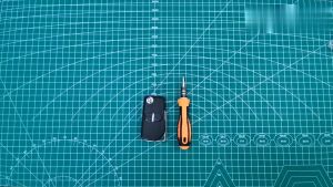 กรอบกุญแจพับ Pajero Triton แบบ 2 ปุ่ม ร่นใหม่ พร้อมโลโก้ (แบบร่องซ้าย)