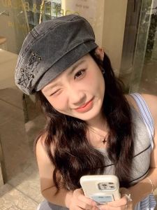 BILLI ZILLY | หมวกเบเร่ต์ผ้าเดนิมสำหรับผู้หญิง ฤดูใบไม้ผลิและฤดูร้อน 2025 หมวกผู้หญิงสไตล์ศิลปินแบบใหม่ย้อนยุคที่สวมใส่ได้หลากหลายและทำให้ใบหน้าดูเล็กลง