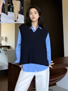 Klein Blue Womens Long Sleeve Knitted Shirt V-Neck Layering Top Spring 2025 Korean Style Loose Fit Button Placket Pure Color