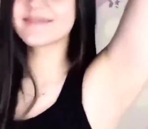 Sadoer Whitening Cream Underarm 50g Krim Pemutih Tubuh Pemutih Leher Ketiak Krim Pemutih Selangkangan Krim Pemutih Lipatan Tubuh Selangkangan Gelap Krim Pemutih Ketiak Krim Pemutih Tubuh Kulit Kusam