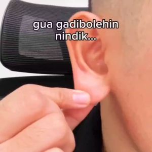 1 Pcs Anting BTS KPop Tempel Stainless Titanium Earring Pria Wanita Anti Karat - Anting Big Bang