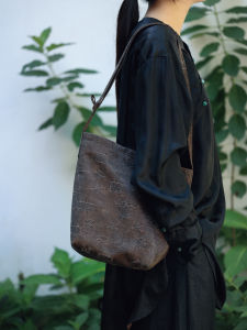 Double Sister Original Xiangyun Silk Large Capacity Single Shoulder Underarm Bucket Commuter Tote Bag Versatile Retro Style