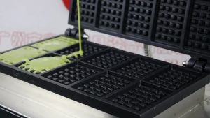 Máy làm bánh bánh kẹp tổ ong Waffle công nghiệp khuôn vuông