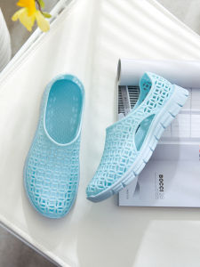 Import Latex Closed Toe Vietnamese Slippers Womens Beach Hole Shoes Breathable Old Beijing Bean Bag Mesh Wedge Sandals