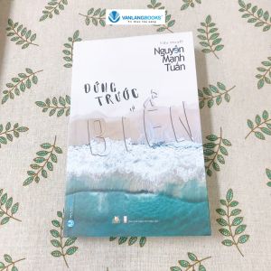 Sách - Đứng Trước Biển-Vanlangbooks