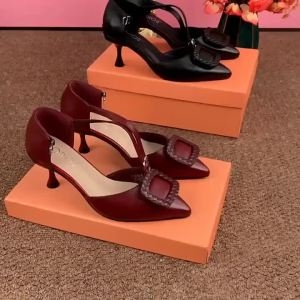 Womens Spring/Summer 2023 mid-heel versatile high-end soft leather pointed-toe work high heels