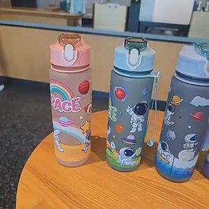 Ready Stock- 650ML Large Capacity Sport Water Bottle Large Water Bottle with Strap & straw Portable Plastic BPA Free ✅✅✅✅✅✅**** PRINTING CUSTOM LOGO AVAILABLE *****✅✅✅✅✅✅