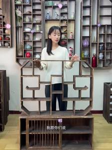 Kệ Treo Tường Hiển Thị Gỗ Nguyên Miếng
