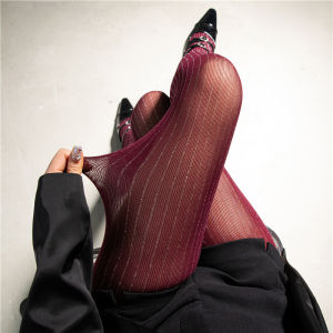 ถุงน่องสีแดงเงินเงา ผู้หญิง เซ็กซี่ ร้อน กางเกง ถุงน่อง กระพริบ ลายทาง ลายผ้าไนลอนตลอดทั้งปีเป็นกลางบางส่วน