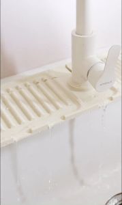 Kitchen Faucet Water Drainer Pad 44.5CM Sink Drying Pads Bathroom Sink Tap Self Drainer Mat Soap Drainer