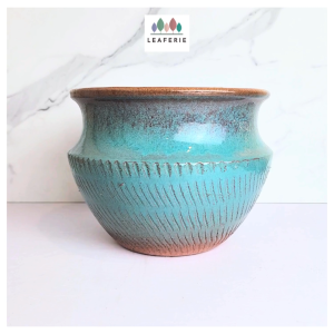 The Leaferie Bailey plant pots Ceramic flowerpot . flowerpots . flower pot . planter . planters . Flowers