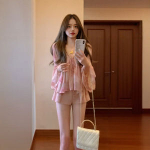 CHANGTONG | Floral Irregular V-Neck Blouse