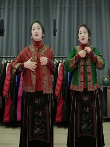 QIANQIUFEIYAN | Áo khoác lụa thêu kiểu Trung Quốc form rộng