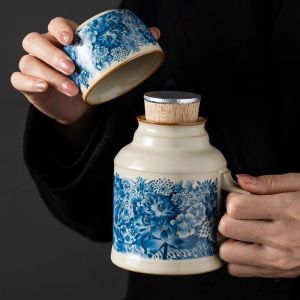 Gold Ten Thousand Flowers Yuraku Tea Pot Gift Box