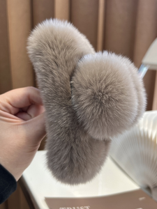 Real Rex Rabbit Hair Extra Large Grip Back Head Elegant Clip Barrettes New Arrival Cute Stuffed Headdress Hair Claw Hair Accessories