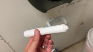 Toilet Paper Holder Retractable Plastic Tissue Holder Bathroom Toilet Roller Replacement
