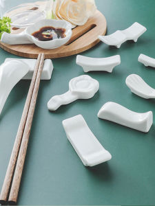 ชั้นวางช้อนรูปสะพานเซรามิกสำหรับใช้ในบ้าน ช้อน ช้อนส้อมีด จานใส่ซุป สีขาว จัดเต็มสำหรับห้องครรภ์