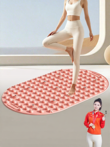 Helang | Slow Running Acupressure Massage Foot Pad Soft Silicone