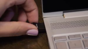 SanDisk Ultra Fit CZ430: High-Speed Performance USB Drive with SecureAccess & RescuePRO Deluxe Software