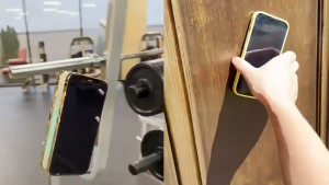 [✅SG Ready Stock] Silicone cell phone suction cup 24 grains of silicone suction cup adsorption cell phone holder 手机吸盘支架