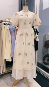 QC_  Set áo dài tiểu thư cách tân mặc lễ Tết chất Tơ Nến in họa tiết hoa cổ cách diệu tay bí đính cườm phối chân váy Tơ Nến dài