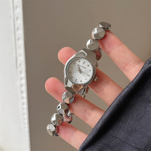 Fashion Vintage Watch for Women Elegant Luxury Round Dial Quartz Watch Women Adjustable Bracelet Casual Wristwatches