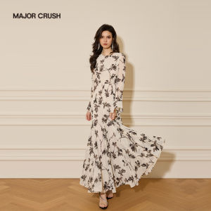 French Romantic Elegance Enhancing Dress